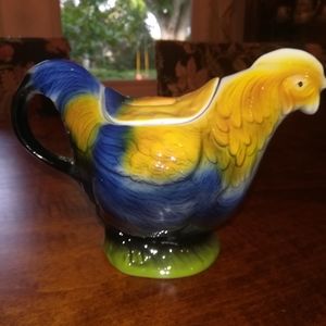 Donated: Little chicken tea pot